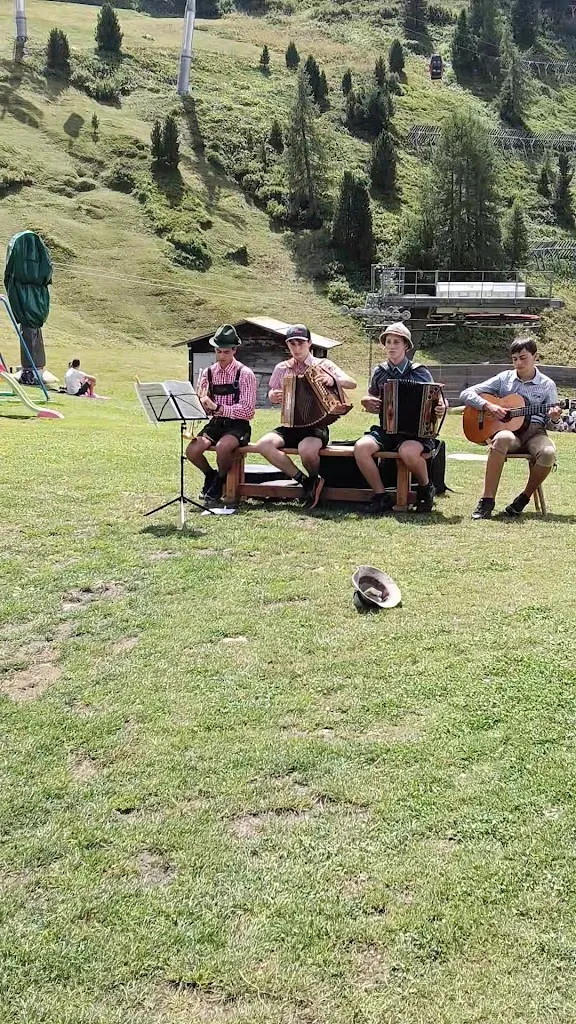 Refuge Panorama_Ponte Gardena_slider_image_2