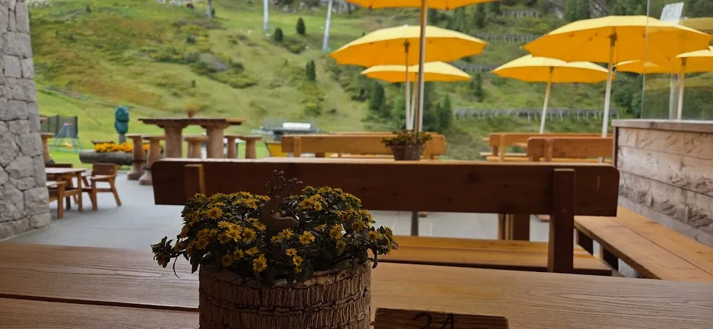 Refuge Panorama_Ponte Gardena_slider_image_3