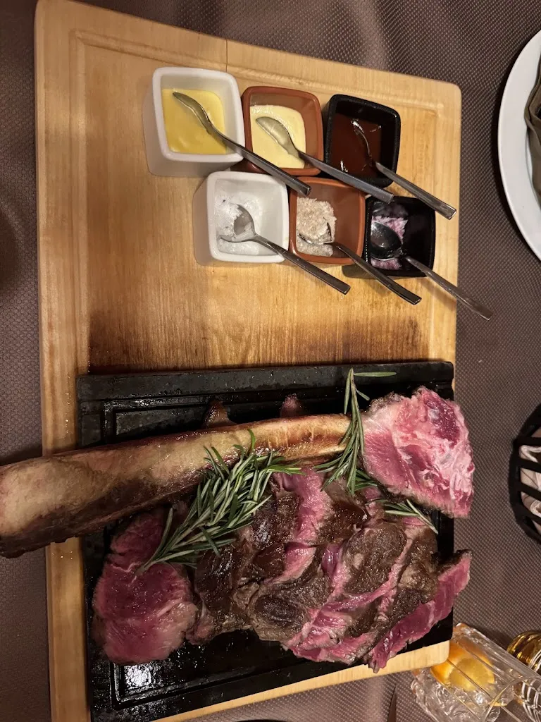 Tamir Avital_Restaurant Nives_Ponte Gardena_review