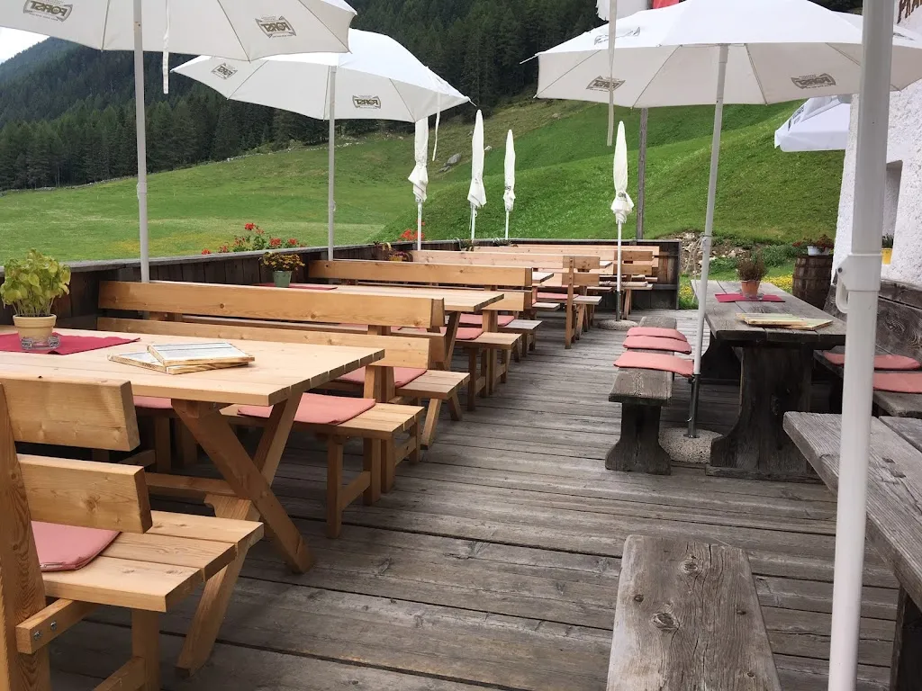Prastmann Alm restaurant in Predoi