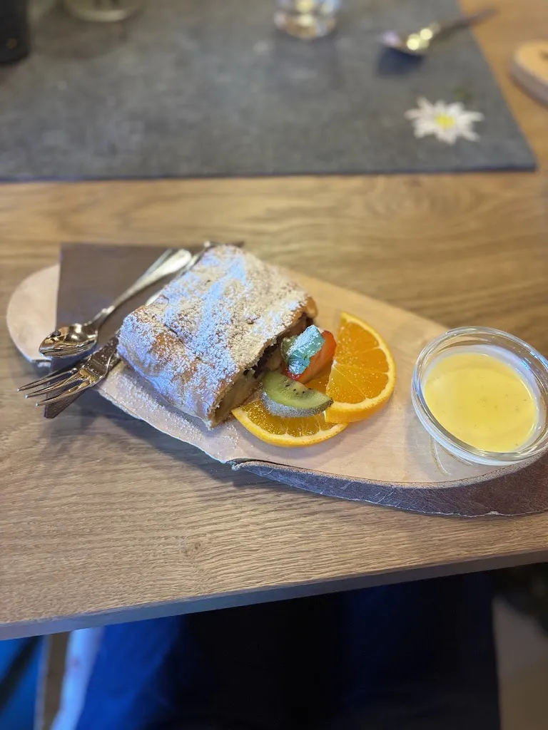 Ajit_Rifugio Talschluss_Predoi_review