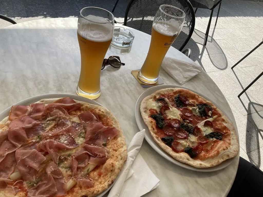 Ellen Goeteyn_Pizzeria Caffe' Panorama_Prato Allo Stelvio_review