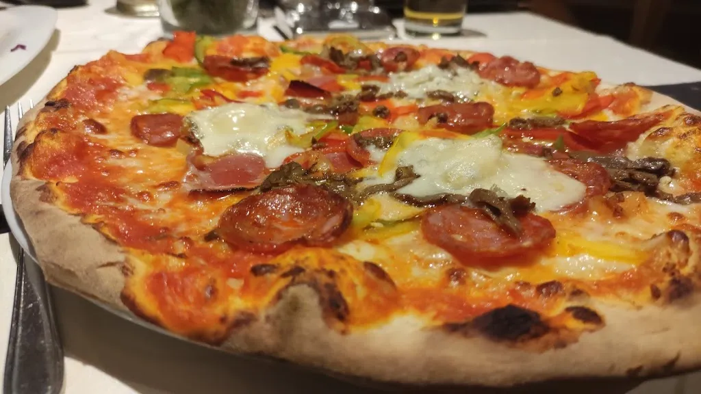 Kristina Galvydyte_Pizzeria - Gasthof Stern_Prato Allo Stelvio_review