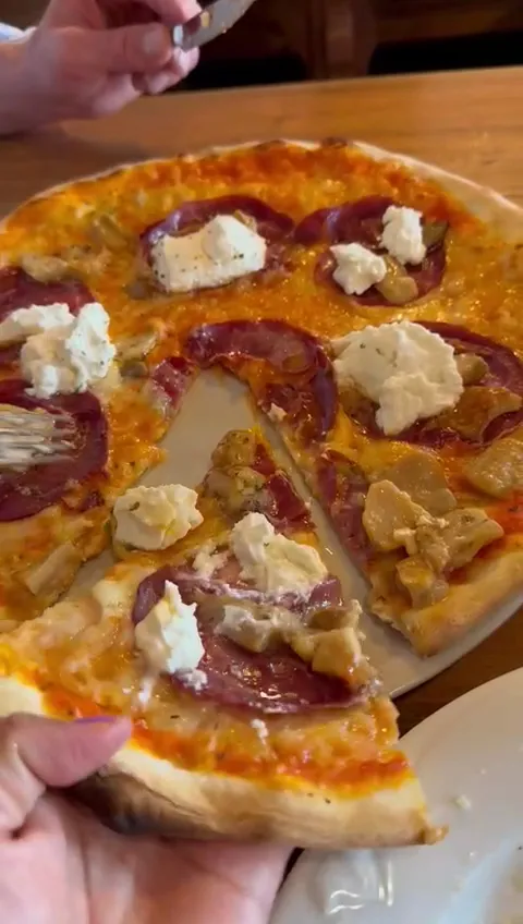 Martin Burlund_Pizzeria - Gasthof Stern_Prato Allo Stelvio_review