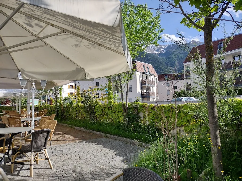 Pizzeria Restaurant SANDHEIM_Prato Allo Stelvio_slider_image_1