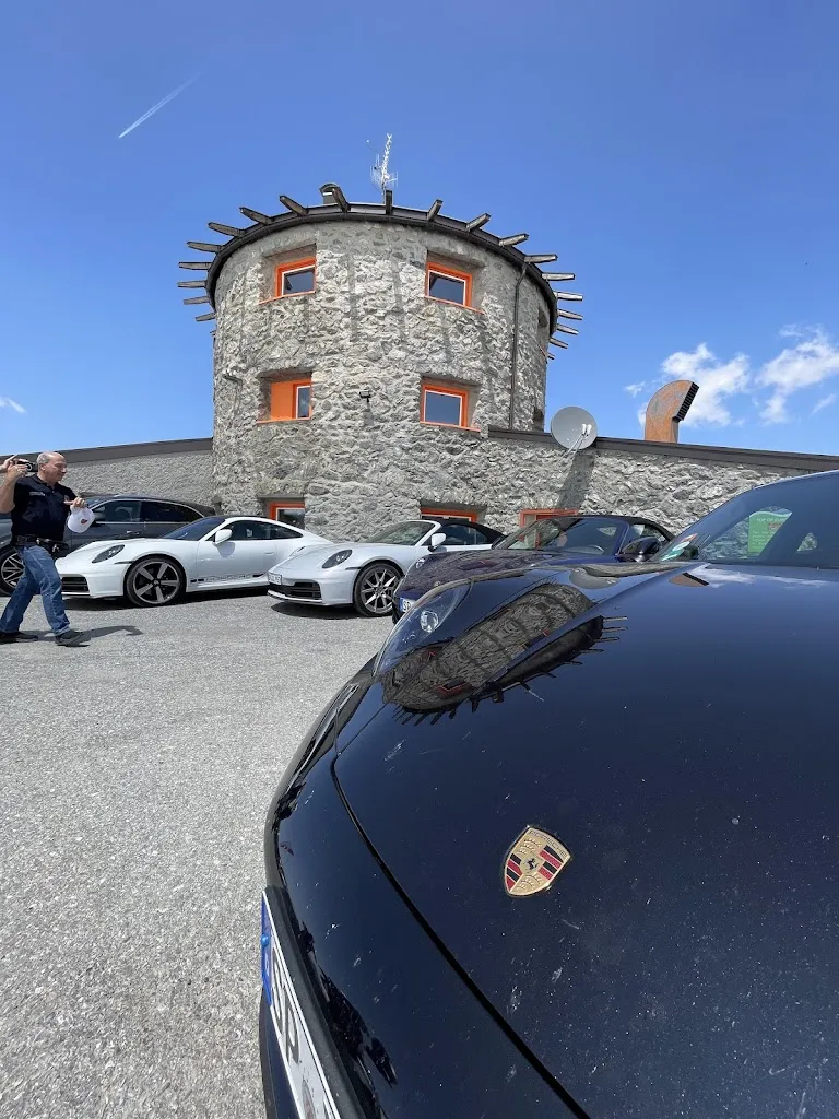 Chehab Marine_Alpengasthof Tibet Hütte_Prato Allo Stelvio_review