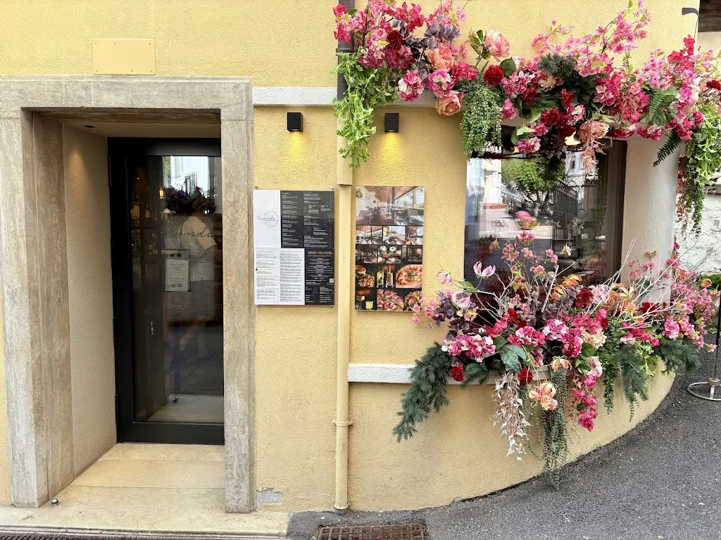 Mister Morelight_Turonda | pizza · bistrot · drinks_Ortisei_review