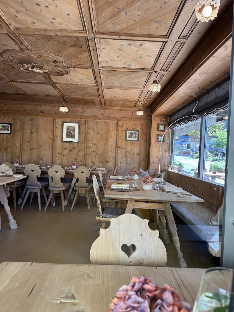 RESTAURANT & BAR VIVES_Ortisei_slider_image_3