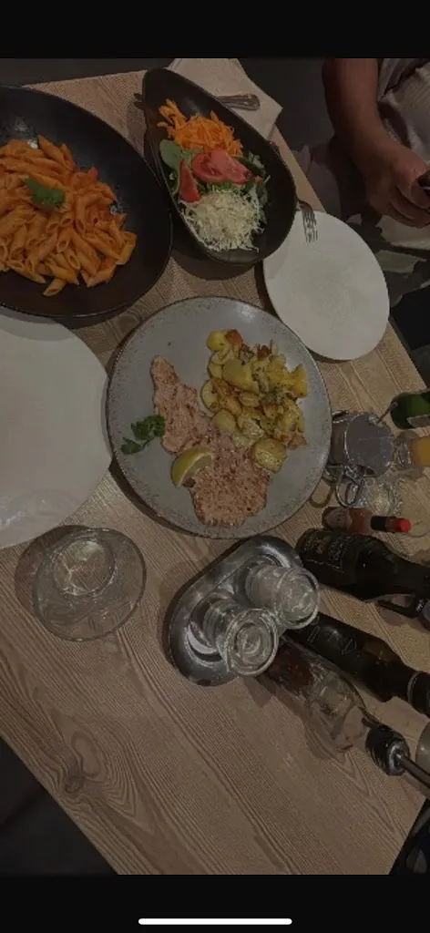 Faris Alatawi_Cascade Ristorante Pizzeria Bar_Ortisei_recensione