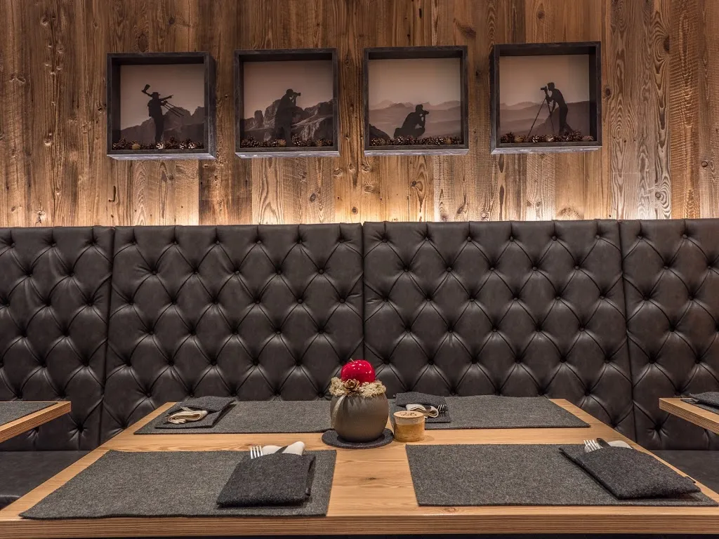 Cascade Ristorante Pizzeria Bar restaurant in Ortisei