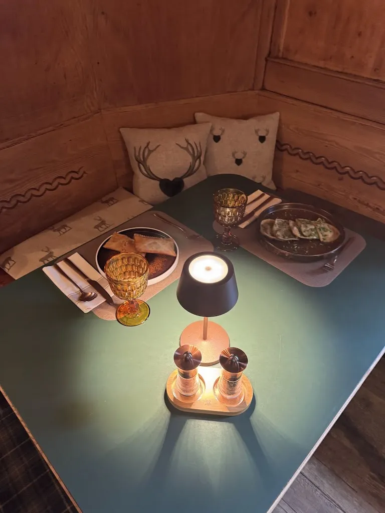 Wirtshaus Osteria Traube_Ortisei_slider_image_2