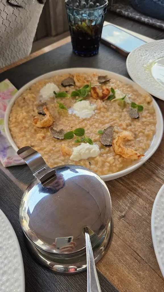 KHALIFA ALRAYSSI_Bar - Caffé Four, Ortisei_Ortisei_review