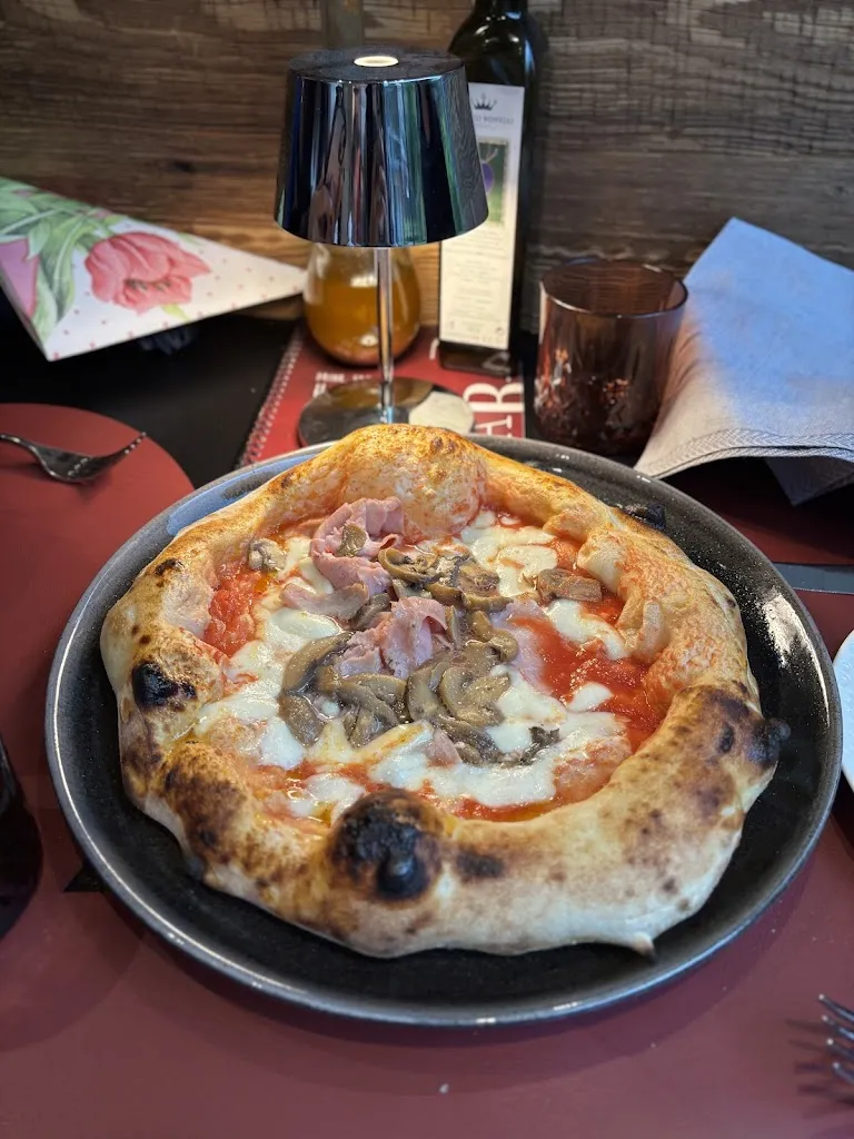 Olay Yu_Ristorante-Pizzeria-Bar LaBar_Ortisei_review