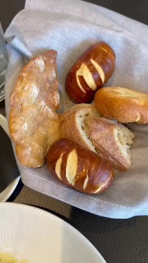 Ristorante-Pizzeria-Bar LaBar_Ortisei_slider_image_2