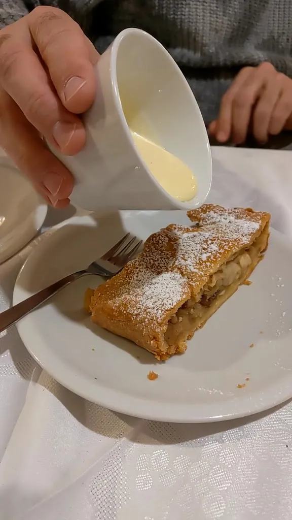 Restaurant Pizzeria Terrazza_Ortisei_slider_image_2