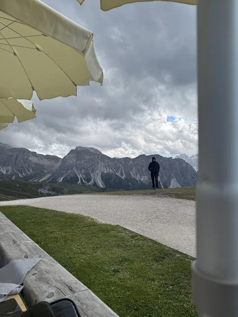 Pat Z_Baita Sofie Hütte_Ortisei_review