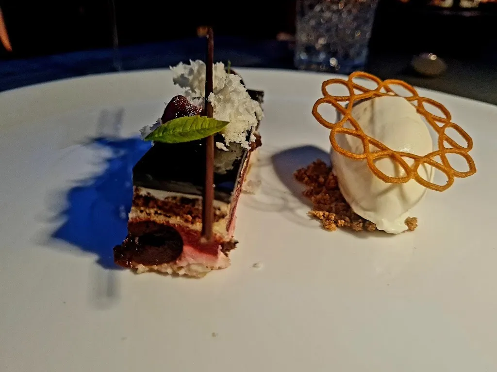 Menu_Restaurant & Cocktail Bar Zicoria Brasserie_Ortisei_image_8