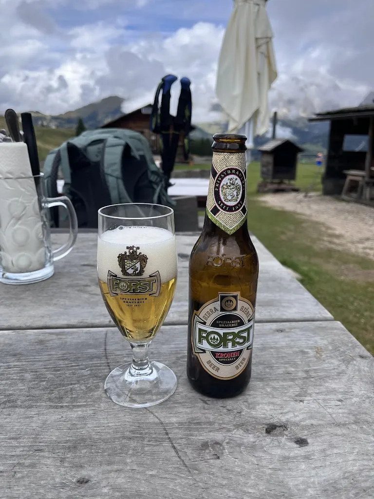 Kuba Siemiątkowski_Malga Cason_Ortisei_review