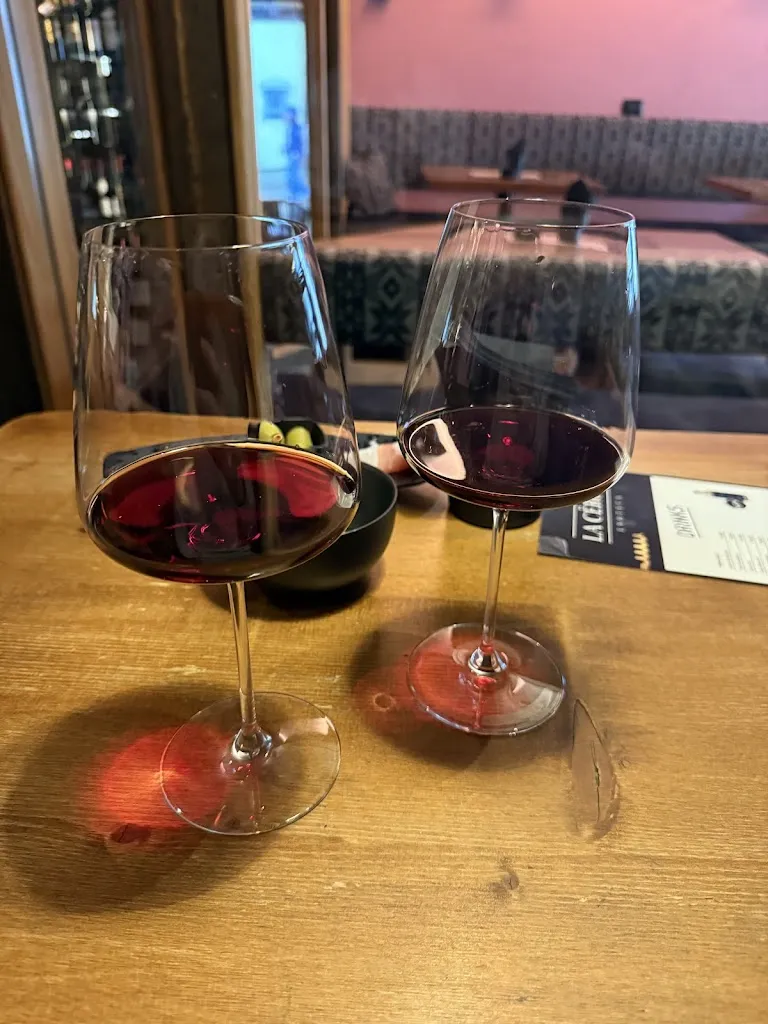 Cërcia Enoteca_Ortisei_slider_image_3