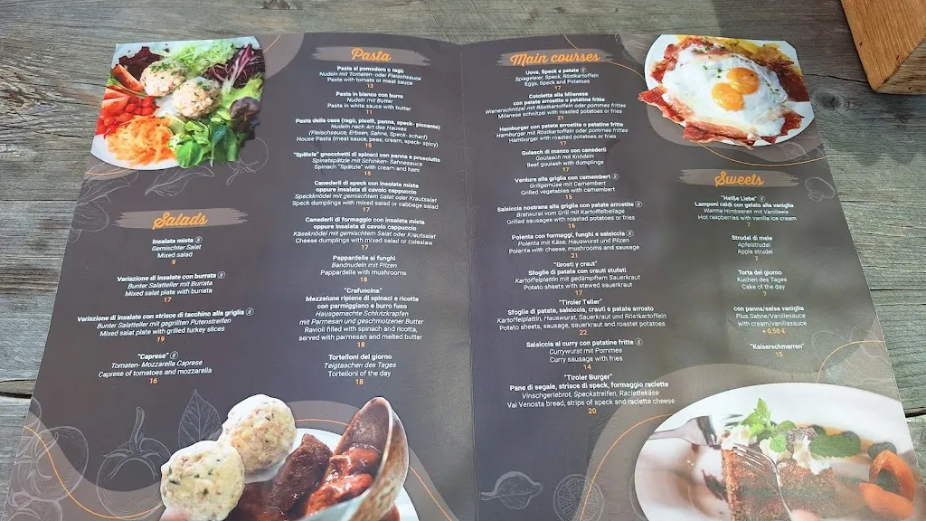 Chalet Resciesa restaurant in Ortisei