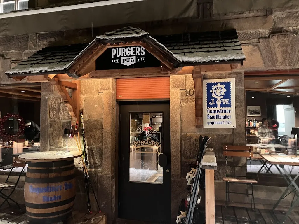 Purgers Pub Pizzeria/Hamburger restaurant in Ortisei