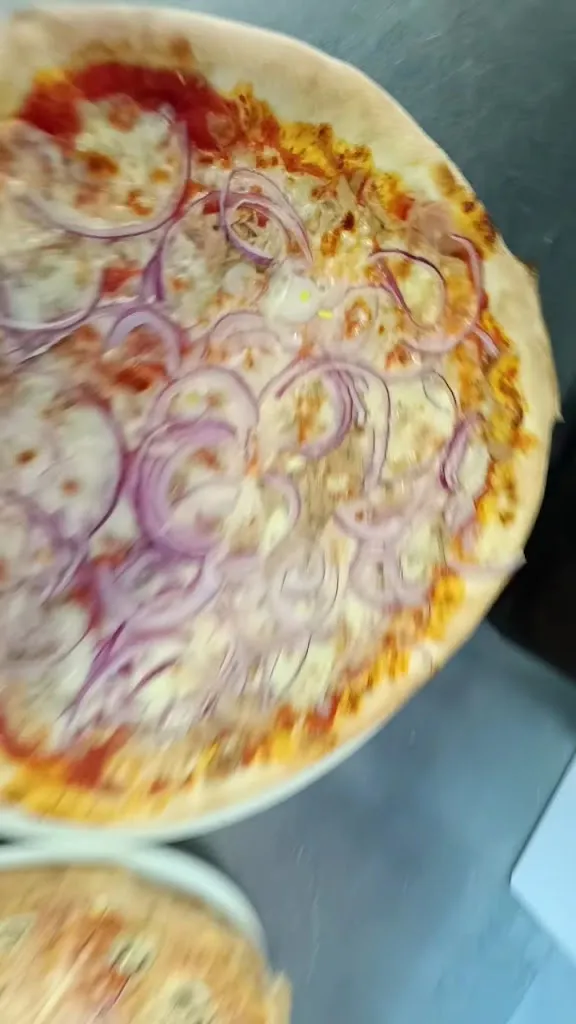 Istanbul Kebab Pizza Grill_Ortisei_slider_image_2