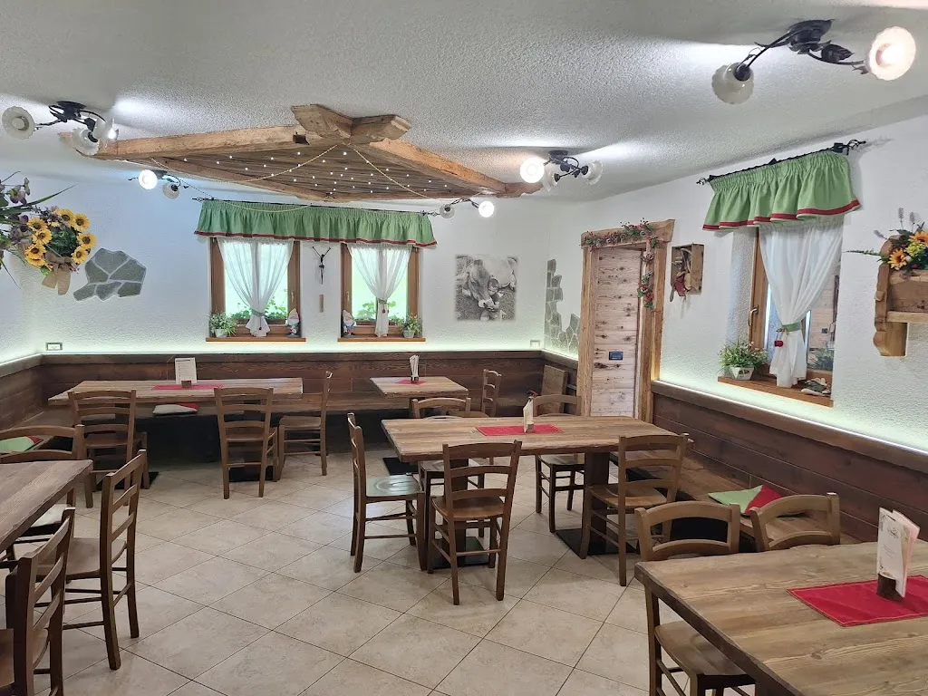 Malga Fratte Val di Rabbi ristorante a Rabbi Fonti