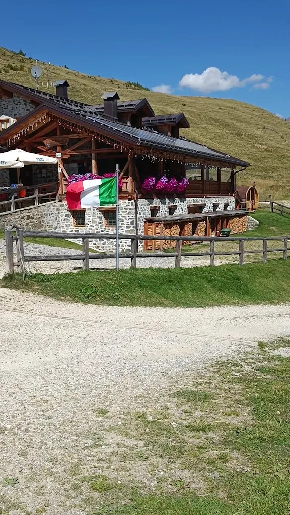 Malga Monte Sole_Rabbi Fonti_slider_image_2