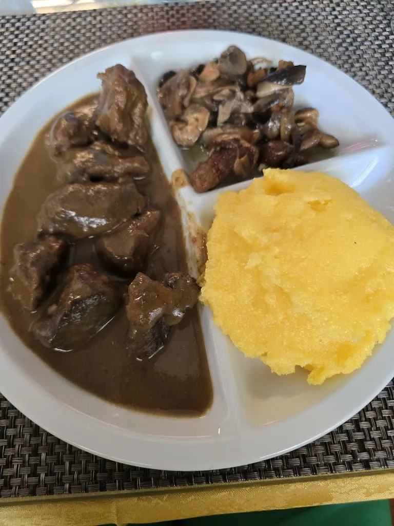 Albergo Ristorante Bar Al Fontanin_Rabbi Fonti_slider_image_3