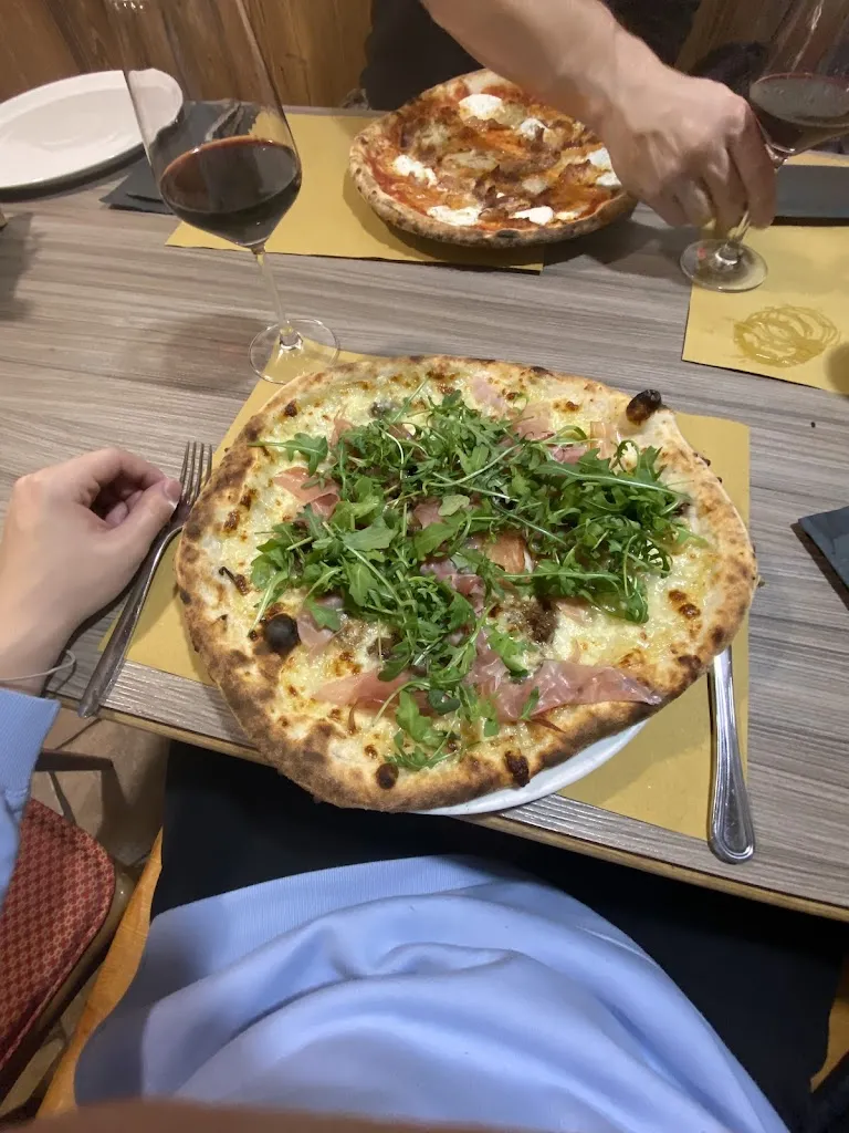 Sato._Bar Pizzeria Paninoteca 800_Rabbi Fonti_avis