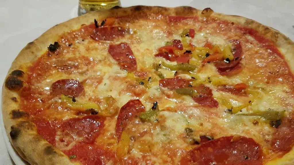 Bar Pizzeria Paninoteca 800_Rabbi Fonti_slider_image_2