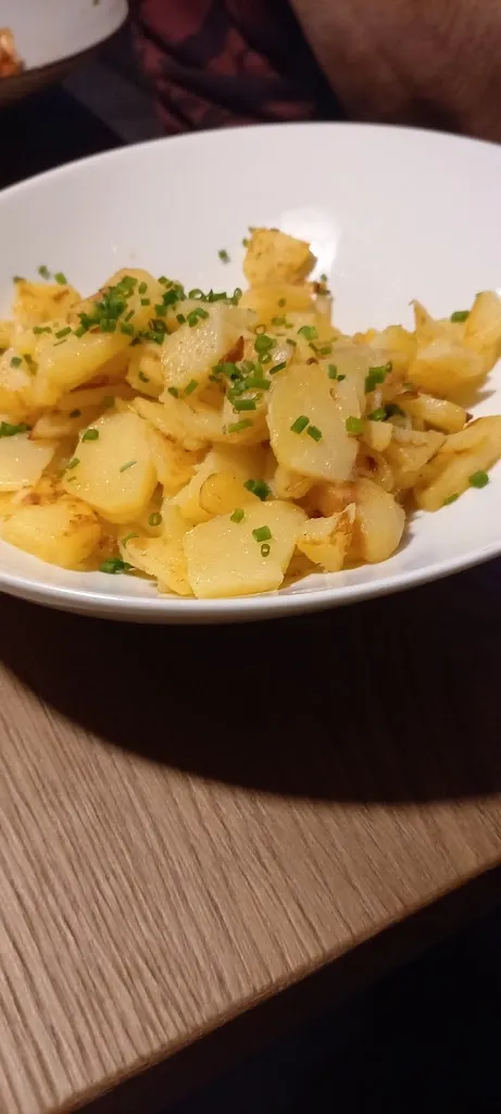 Sara Locke_Pizzeria Zum Sepp_Racines_review