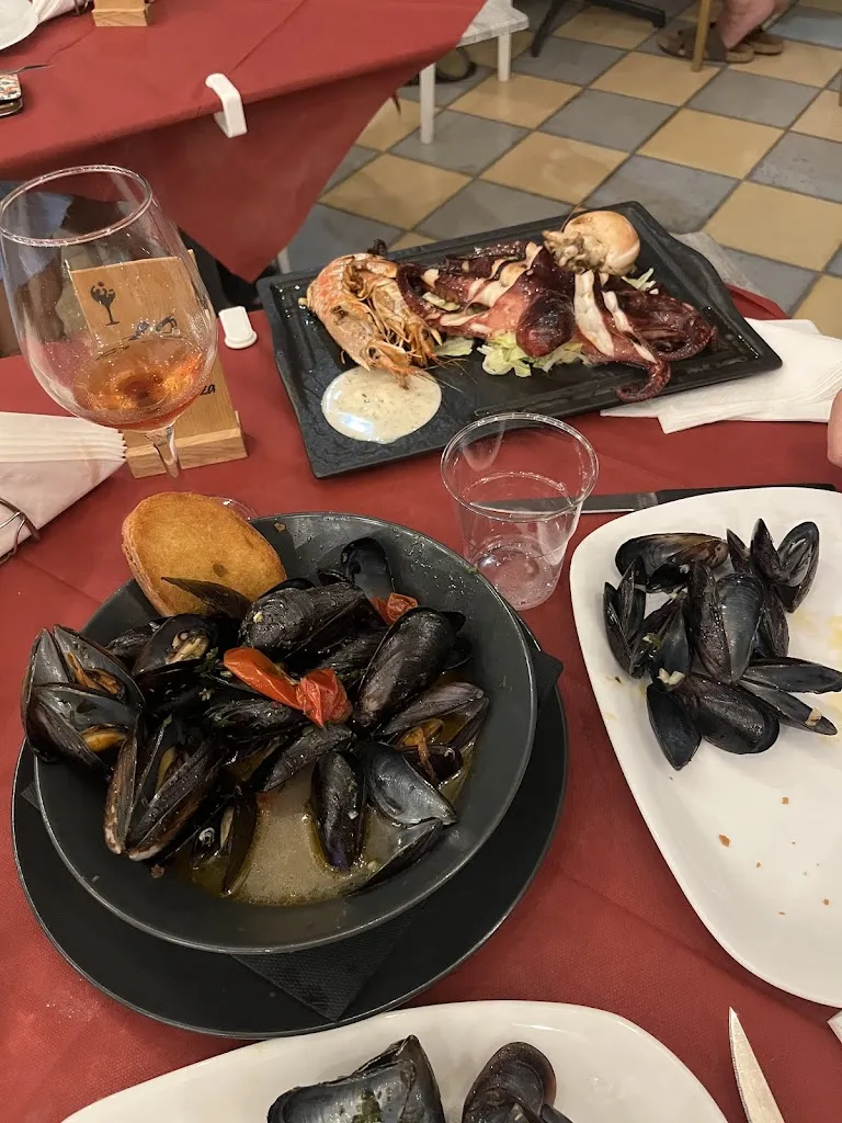 La Terrazza Wine Shop_Maruggio_slider_image_3