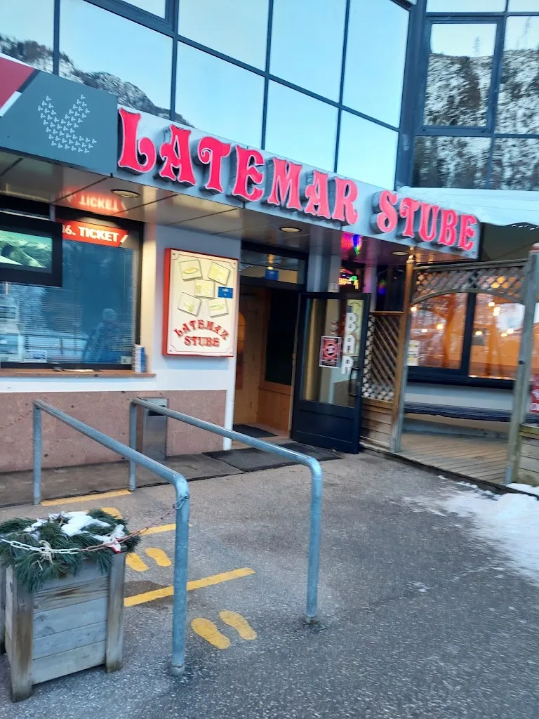 Dario Bonatti_Latemar Stube_Predazzo_review