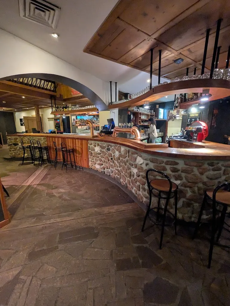 Poldo Pub restaurant in Predazzo