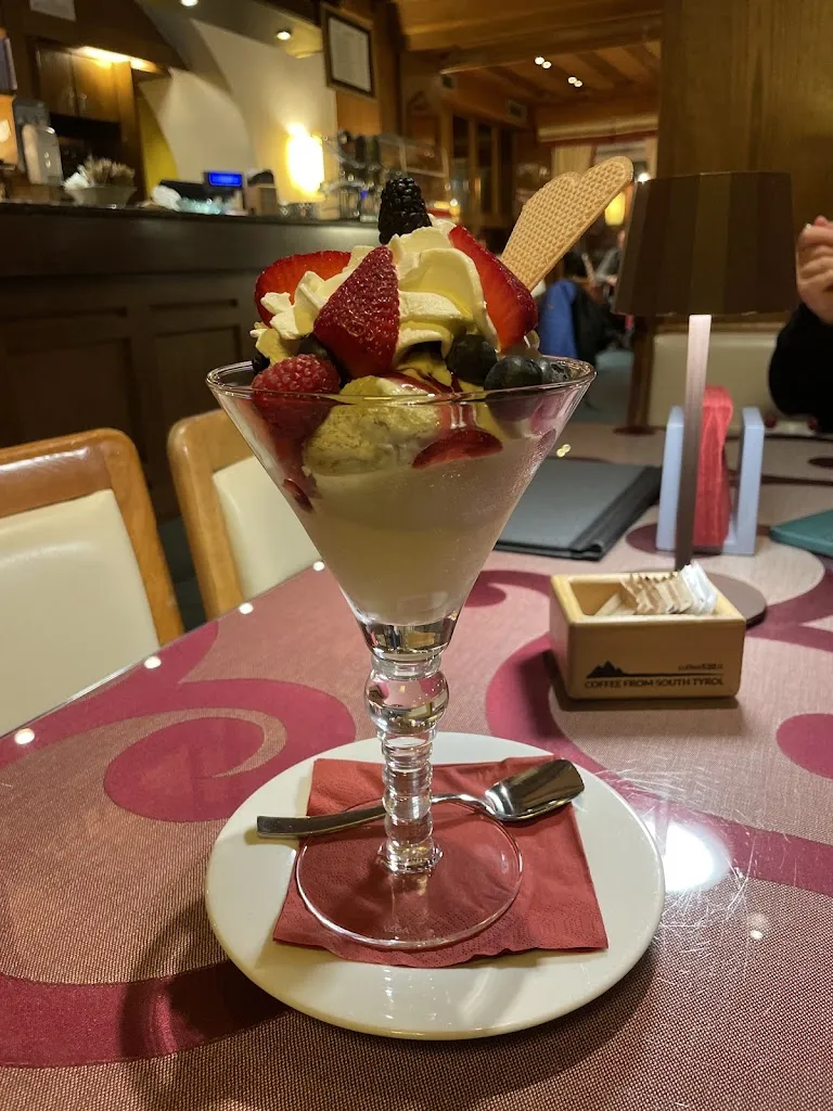 Lucrezia Parolari_Bar Ristorante Ancora_Predazzo_review