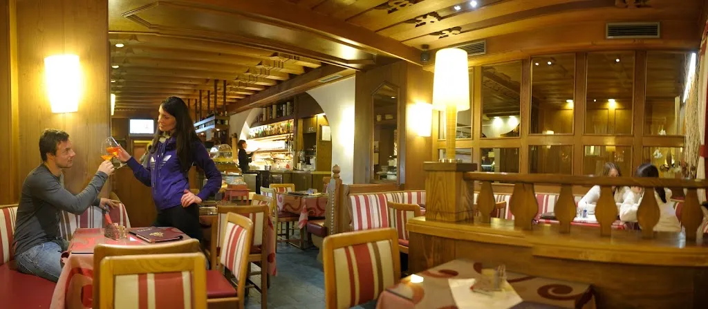 Bar Ristorante Ancora restaurant in Predazzo