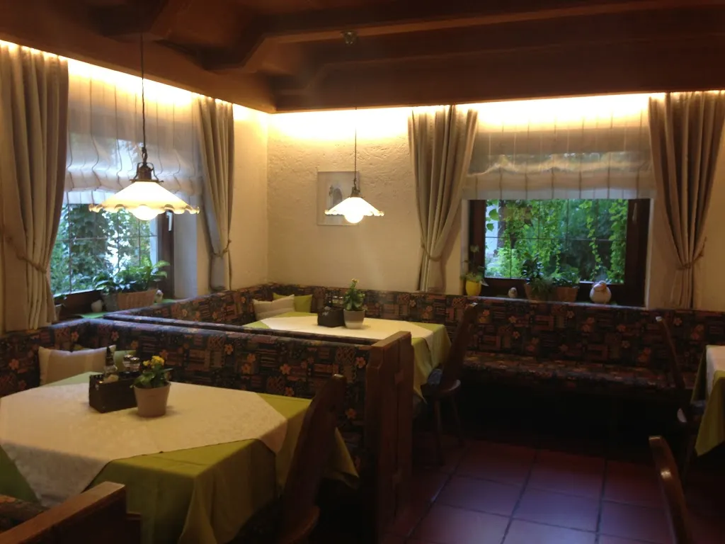 Restaurant Bar Löwenwirt restaurant in Rifiano