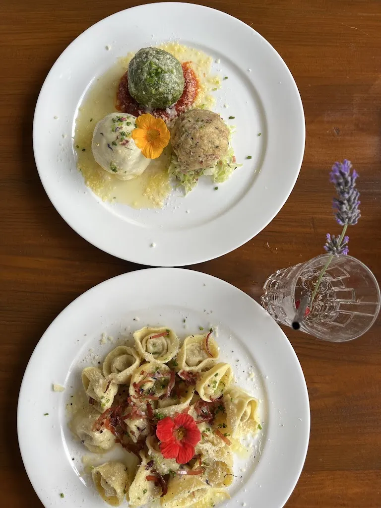 Dominika Hajzlinger_Oberwirtskeller_Rifiano_review