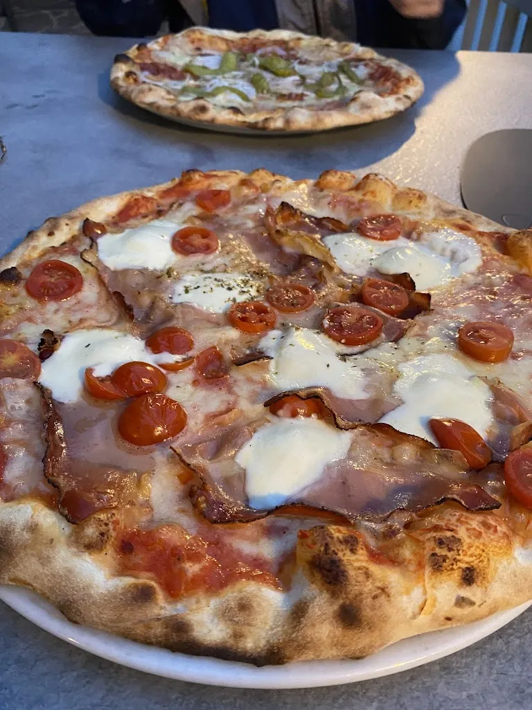 Mai_Pizzeria Eisdiele Pircher_Rifiano_review