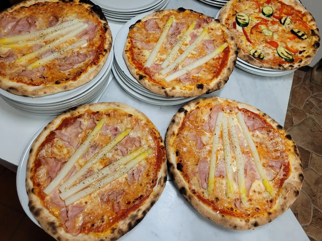 Pizzeria Eisdiele Pircher_Rifiano_slider_image_2