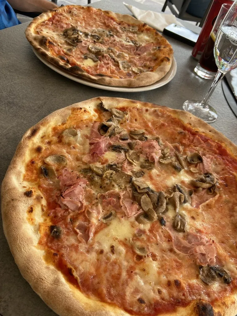 Pizzeria Eisdiele Pircher_Rifiano_slider_image_3