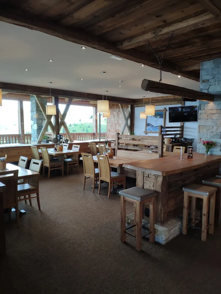 Enrico Knoll_Bergrestaurant Jochtal_Rio di Pusteria_review