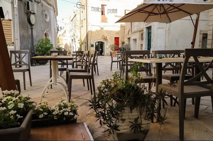 Borgo Bistrot Cocktail Bar restaurant in Maruggio