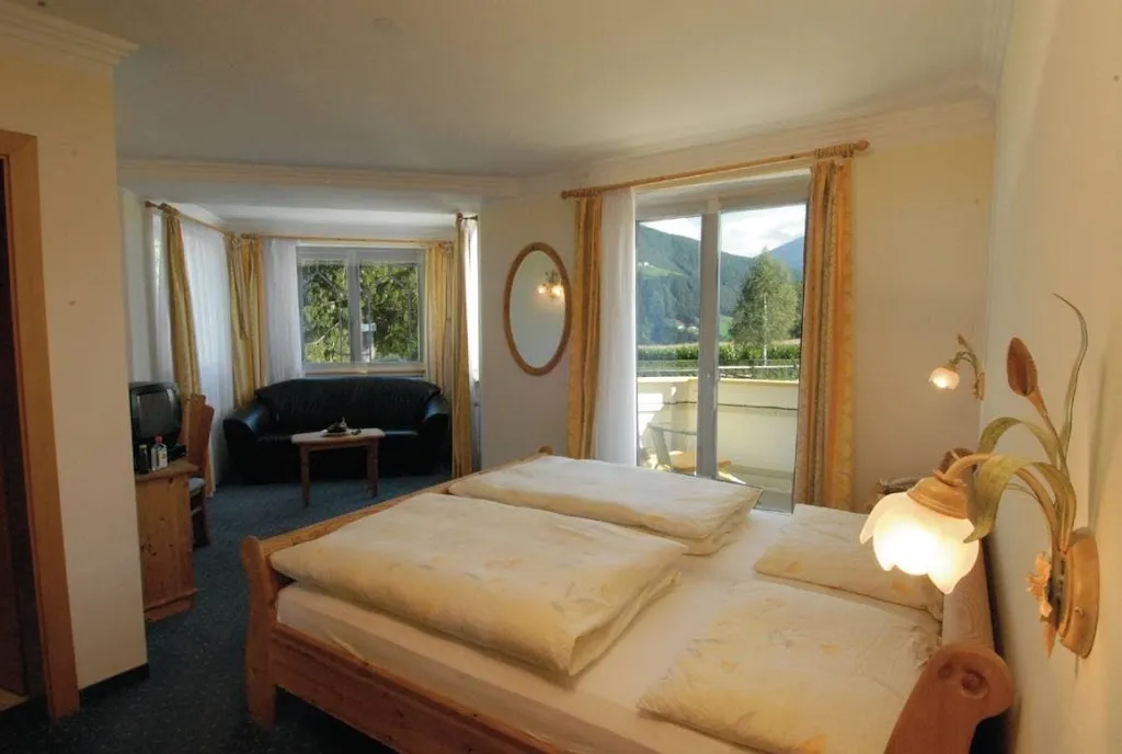 Alpenland Hotel Rodeneggerhof 3 Sterne Willkommen bei Freunden -Welcome By Friend`s_Rodengo - Rodeneck_slider_image_2