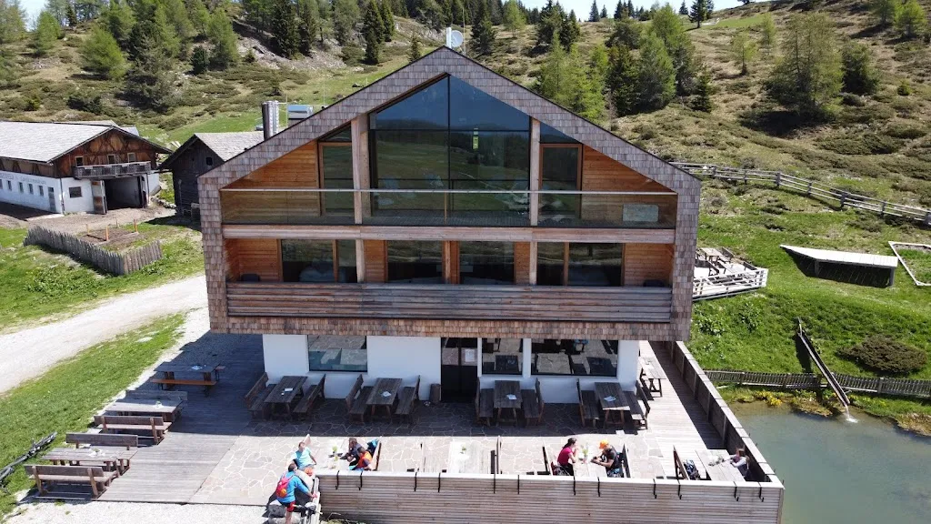 Manuel Rocco_Starkenfeld-Hütte_Rodengo - Rodeneck_review