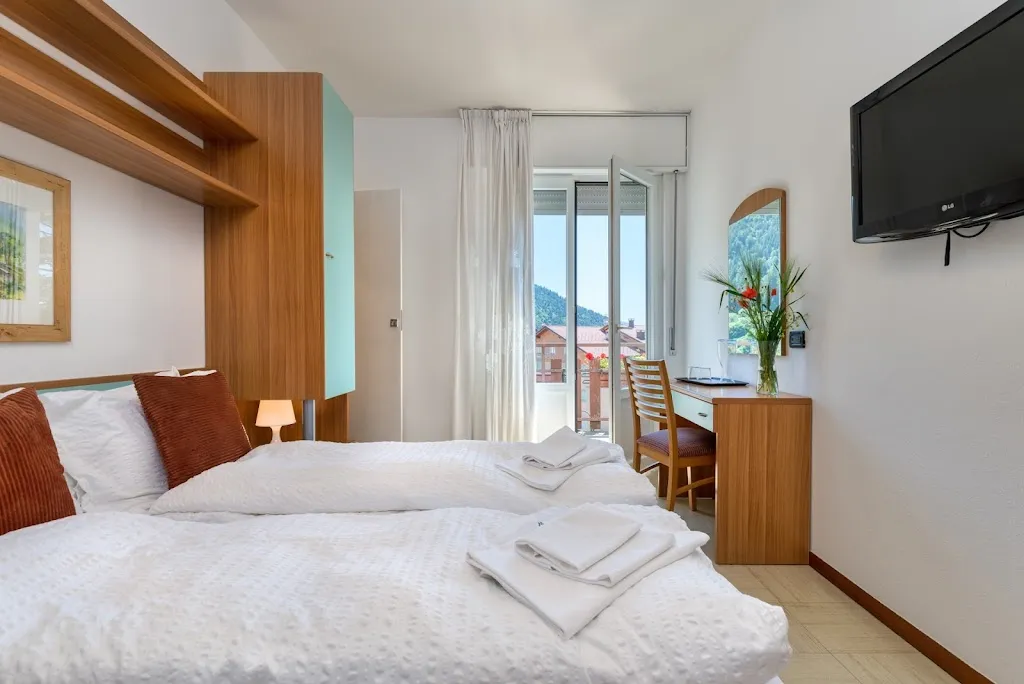 HOTEL RISTORANTE PIZZERIA MARTINELLI_Ronzo-Chienis_slider_image_3