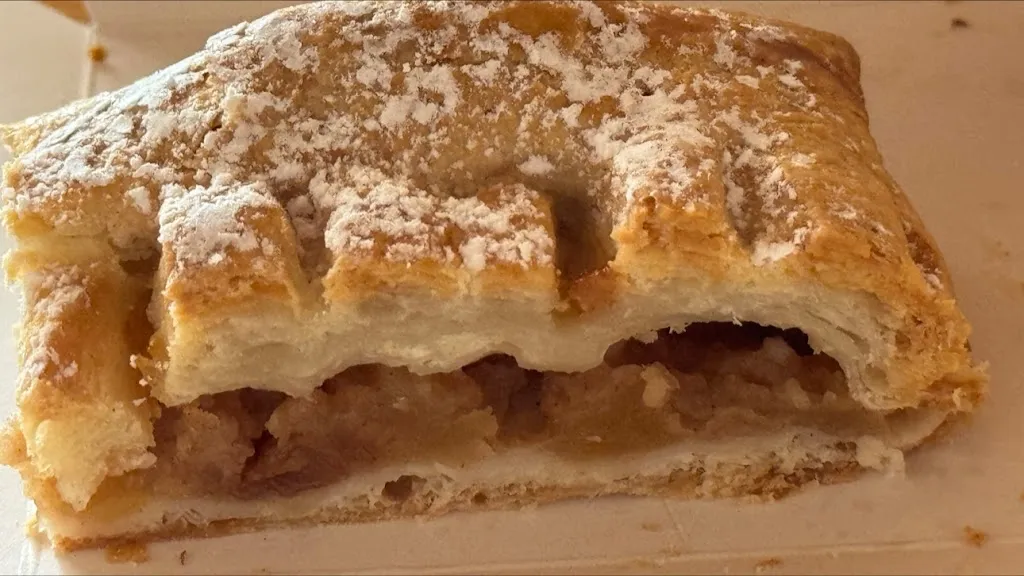 Pia und Martin May_PANIFICIO VAL DI GRESTA _Ronzo-Chienis_review