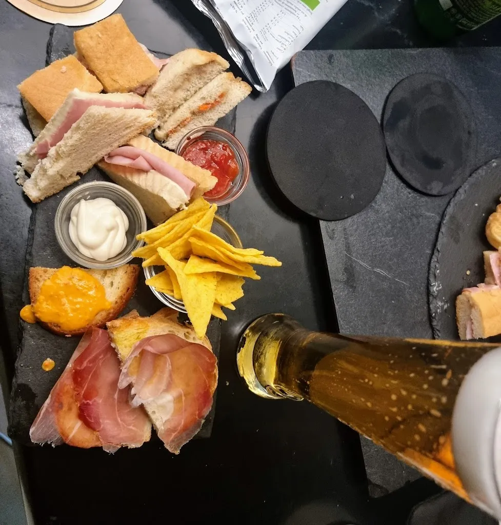 Menu_Revolver bar_Castiglione Messer Raimondo_image_7