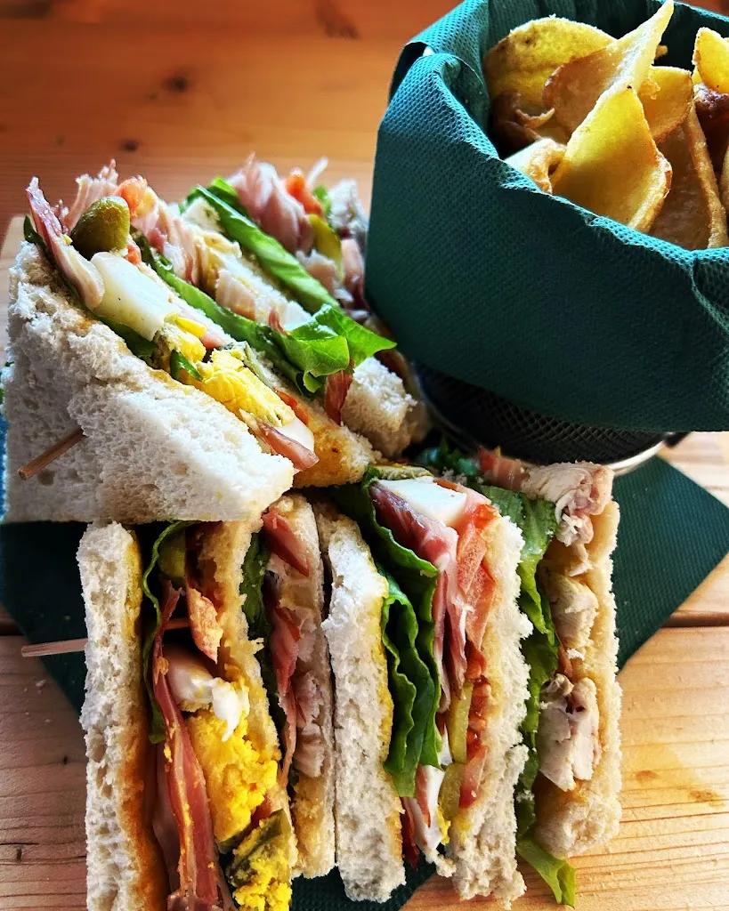 BiciGrill RuotaLibera - Bar e Ristorante Avio_Sabbionara_slider_image_3